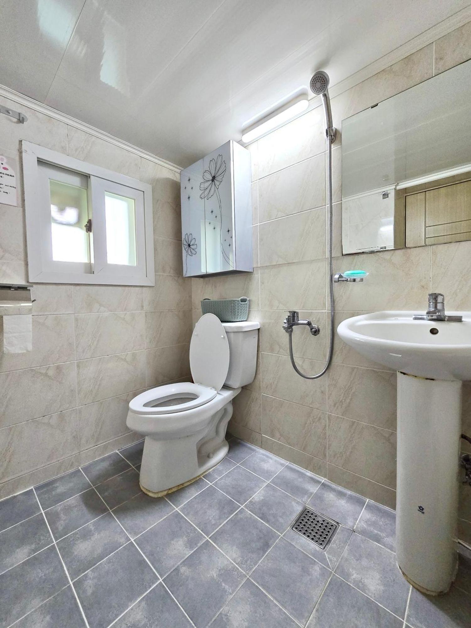 Happy Garden Guesthouse Сеул Екстериор снимка
