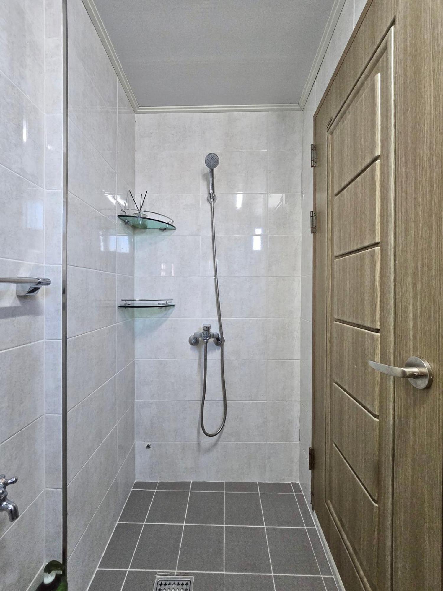 Happy Garden Guesthouse Сеул Екстериор снимка